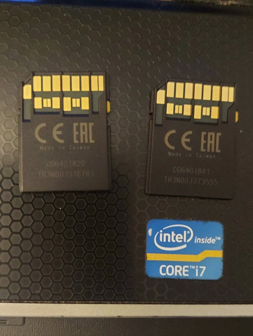 Sony G 64GB UHS-II SDXC Memory Card Bundle
